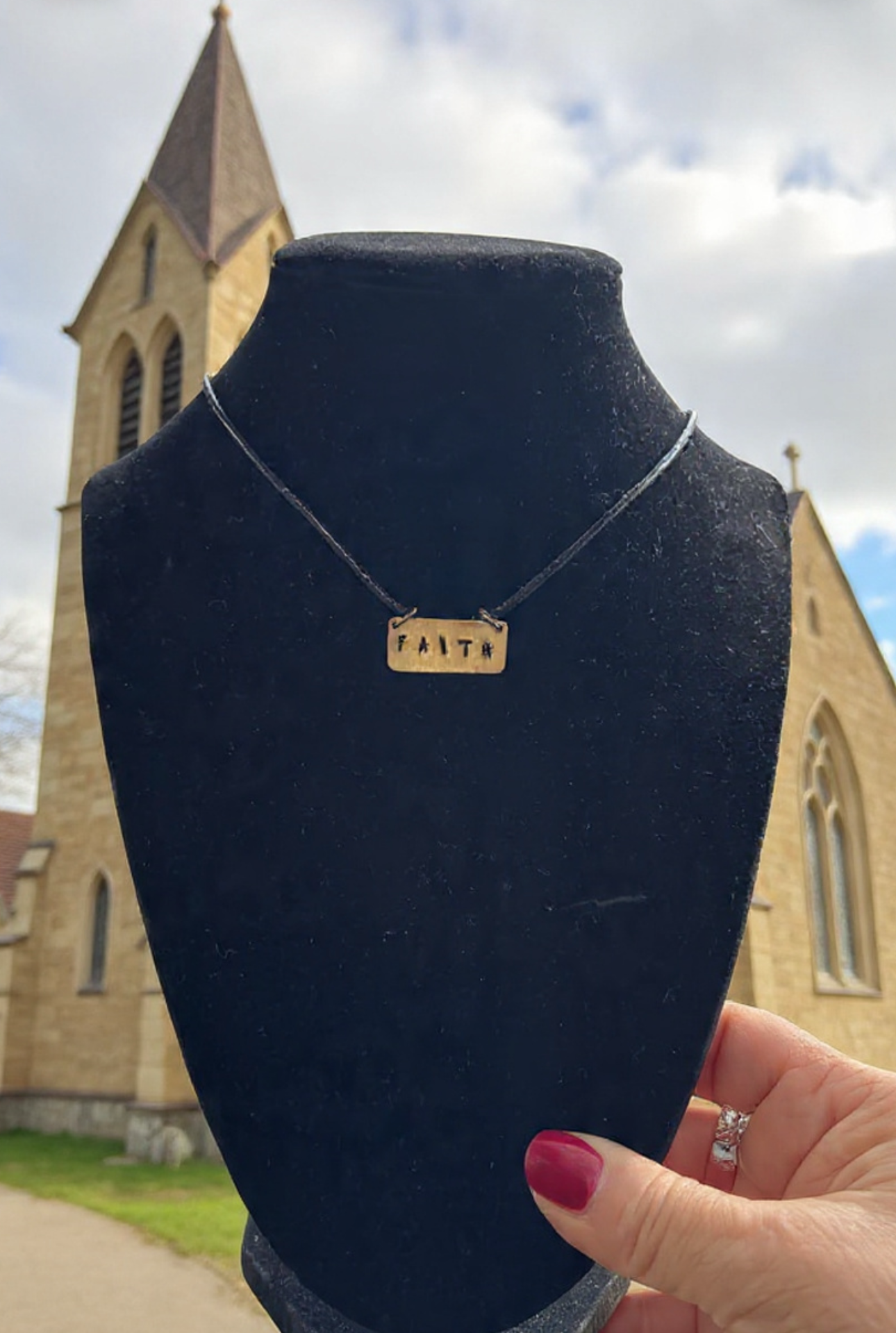 Inspirational pendants