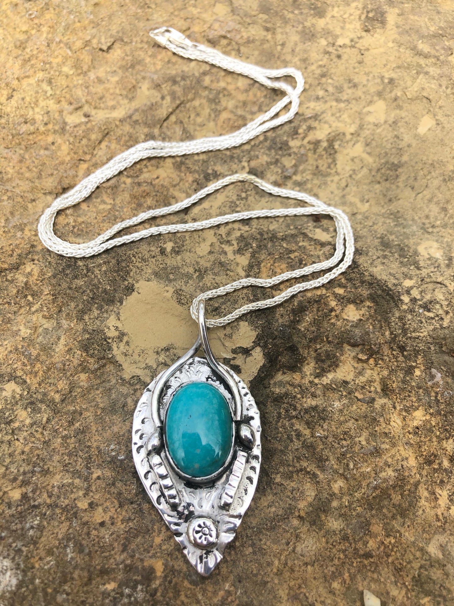 Turquoise stone necklace - collectionsbytracy.com