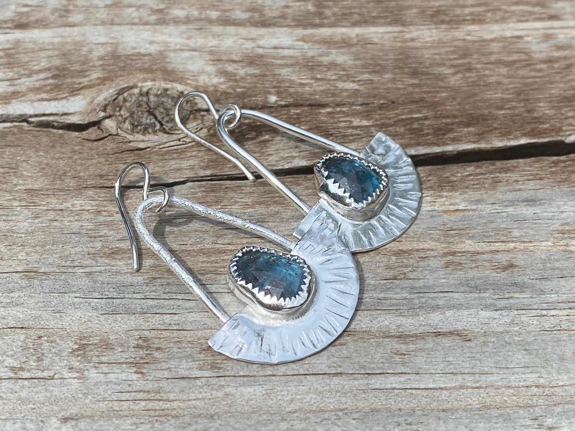 Kyanite earrings - collectionsbytracy.com