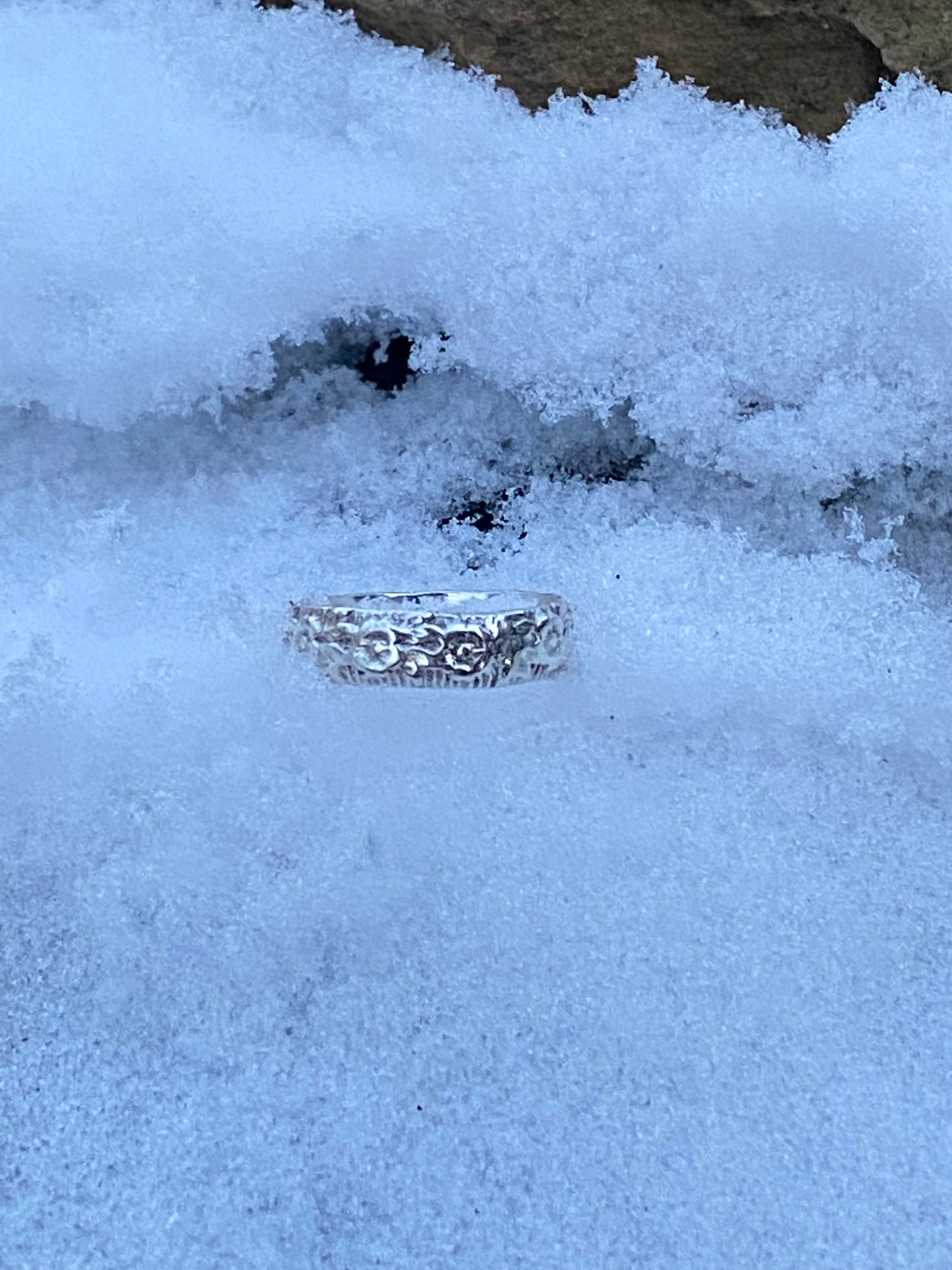 Sterling silver flower ring - collectionsbytracy.com