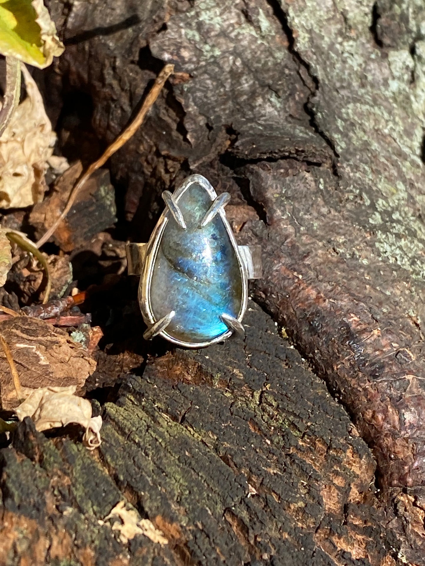 Labradorite rings - collectionsbytracy.com