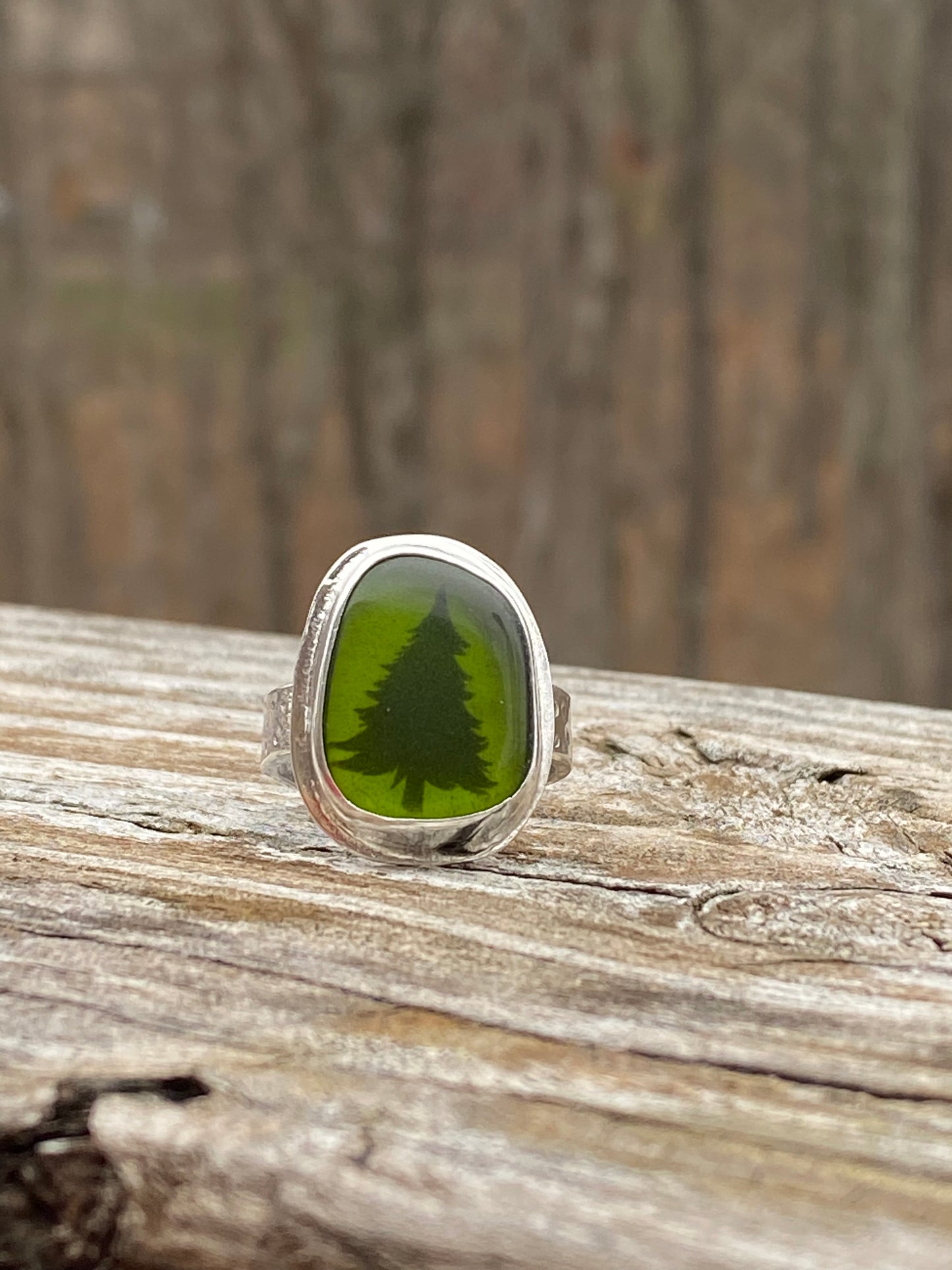 Pine tree silhouette ring