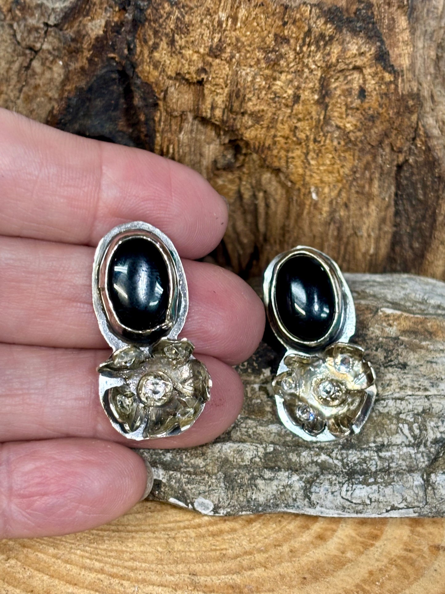 Black onyx earring