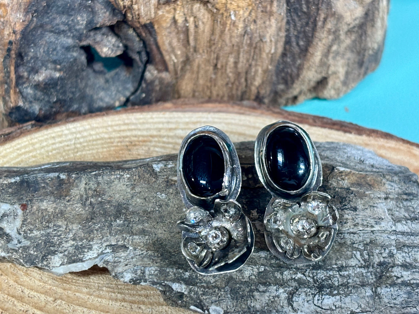 Black onyx earring