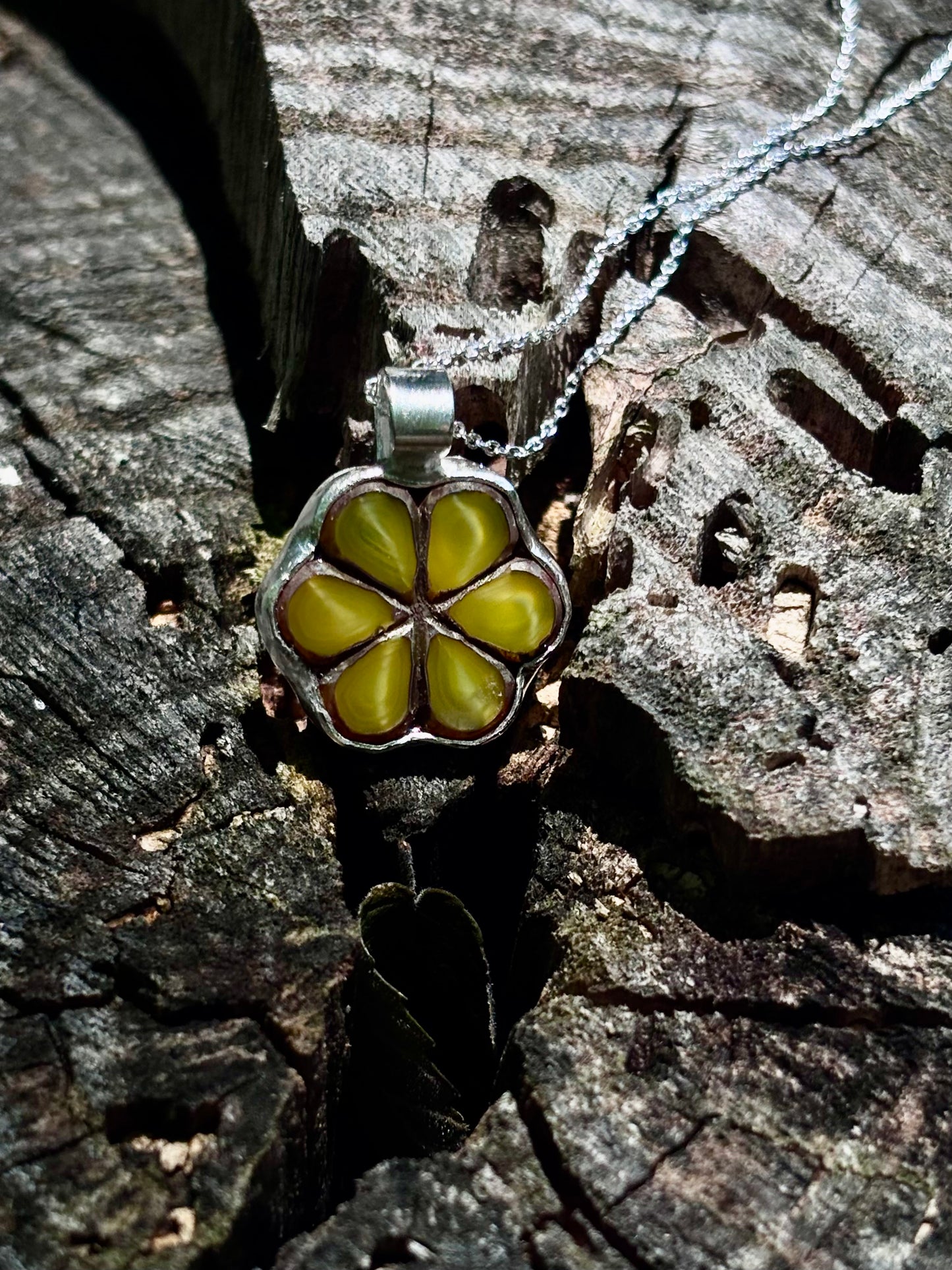Yellow Flower bloom glass necklace