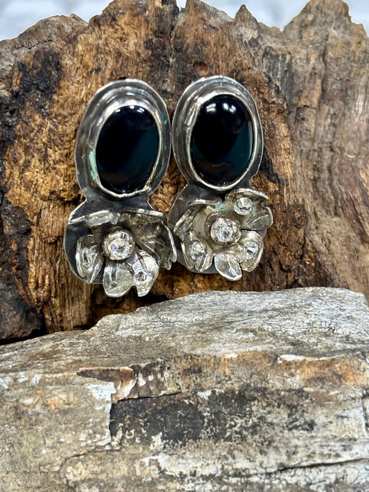 Black onyx earring