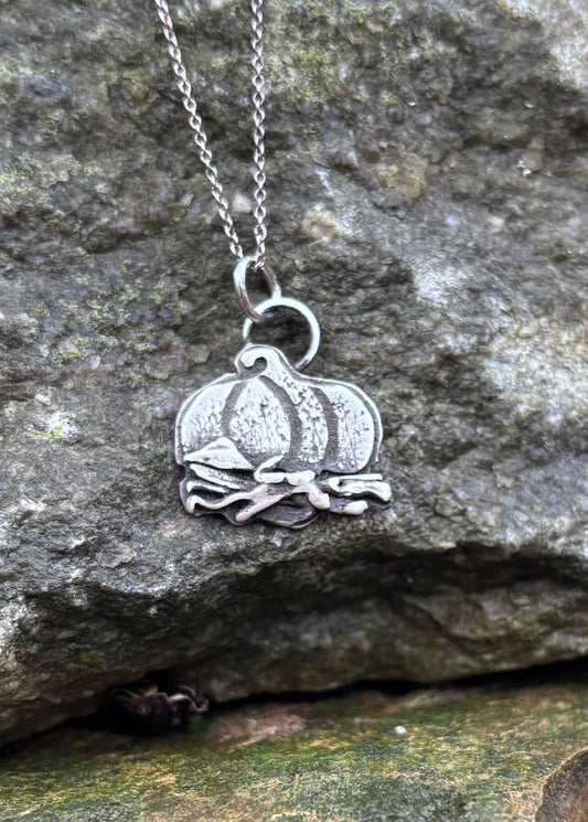 Pumpkin necklace