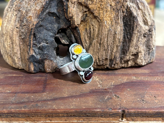 Gemstone collective ring