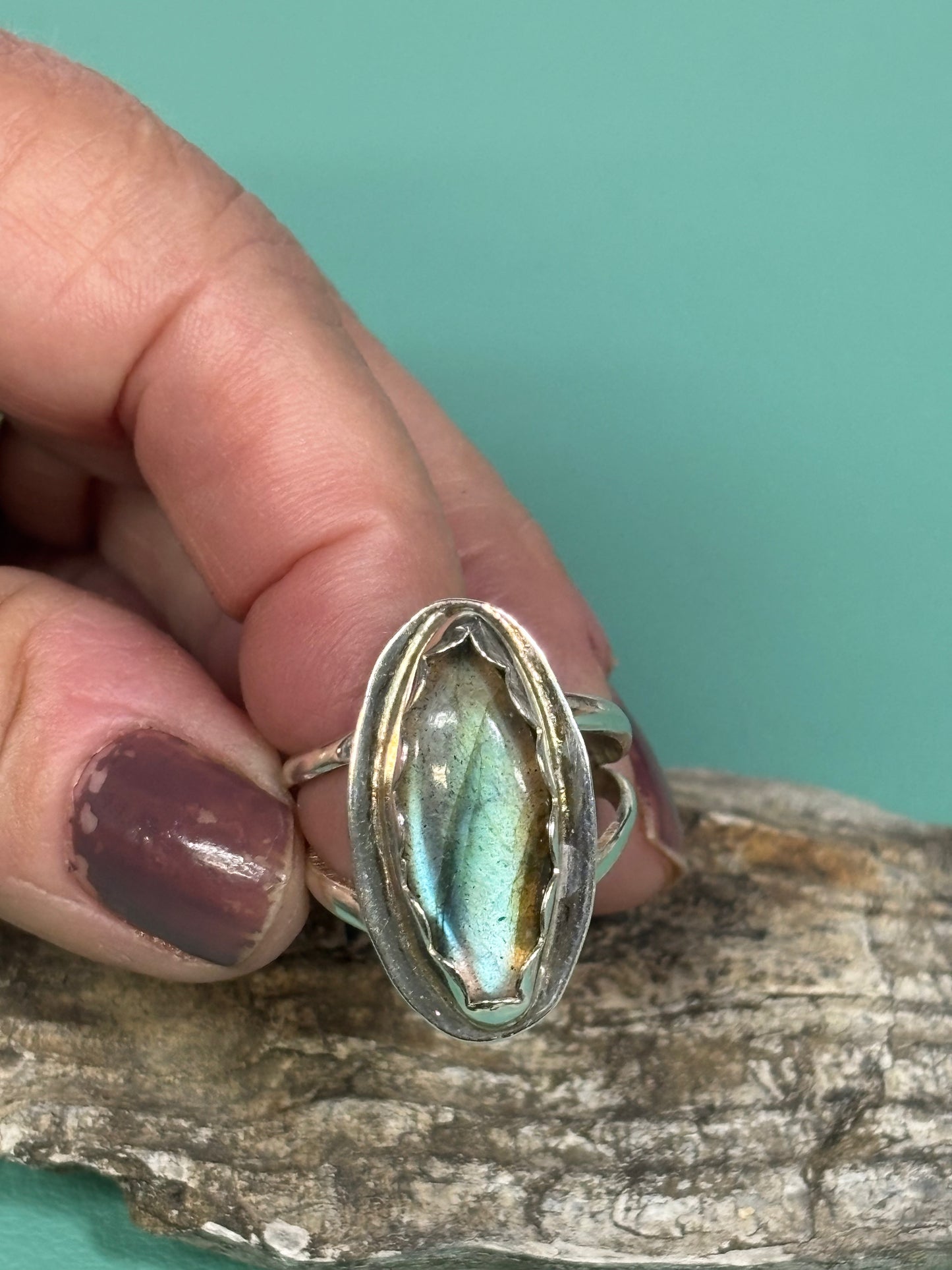 Labradorite ring