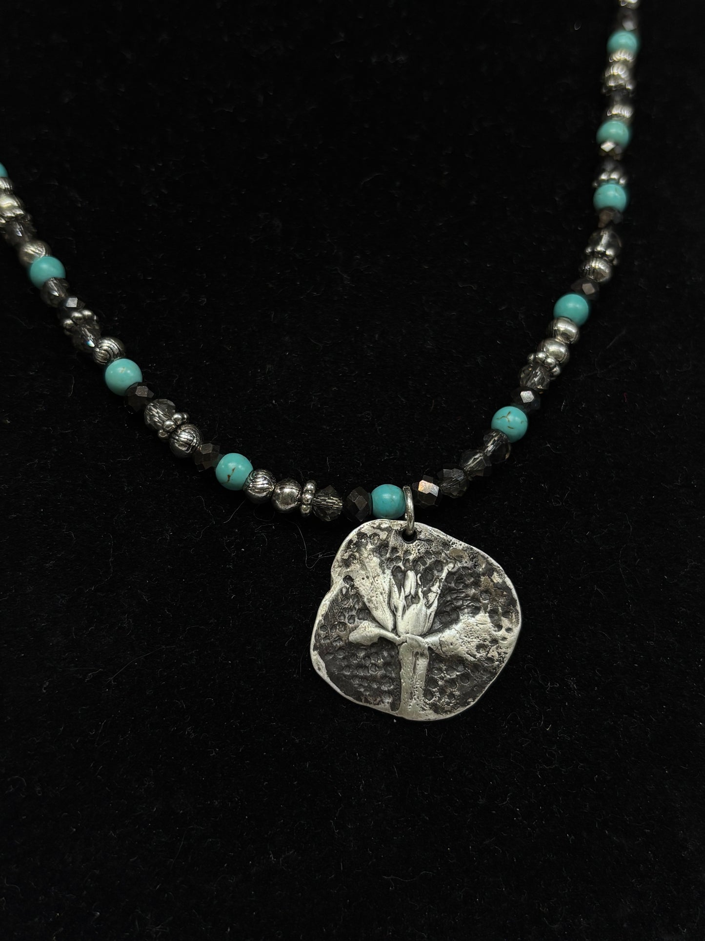 Dandelion Seed necklace - collectionsbytracy.com