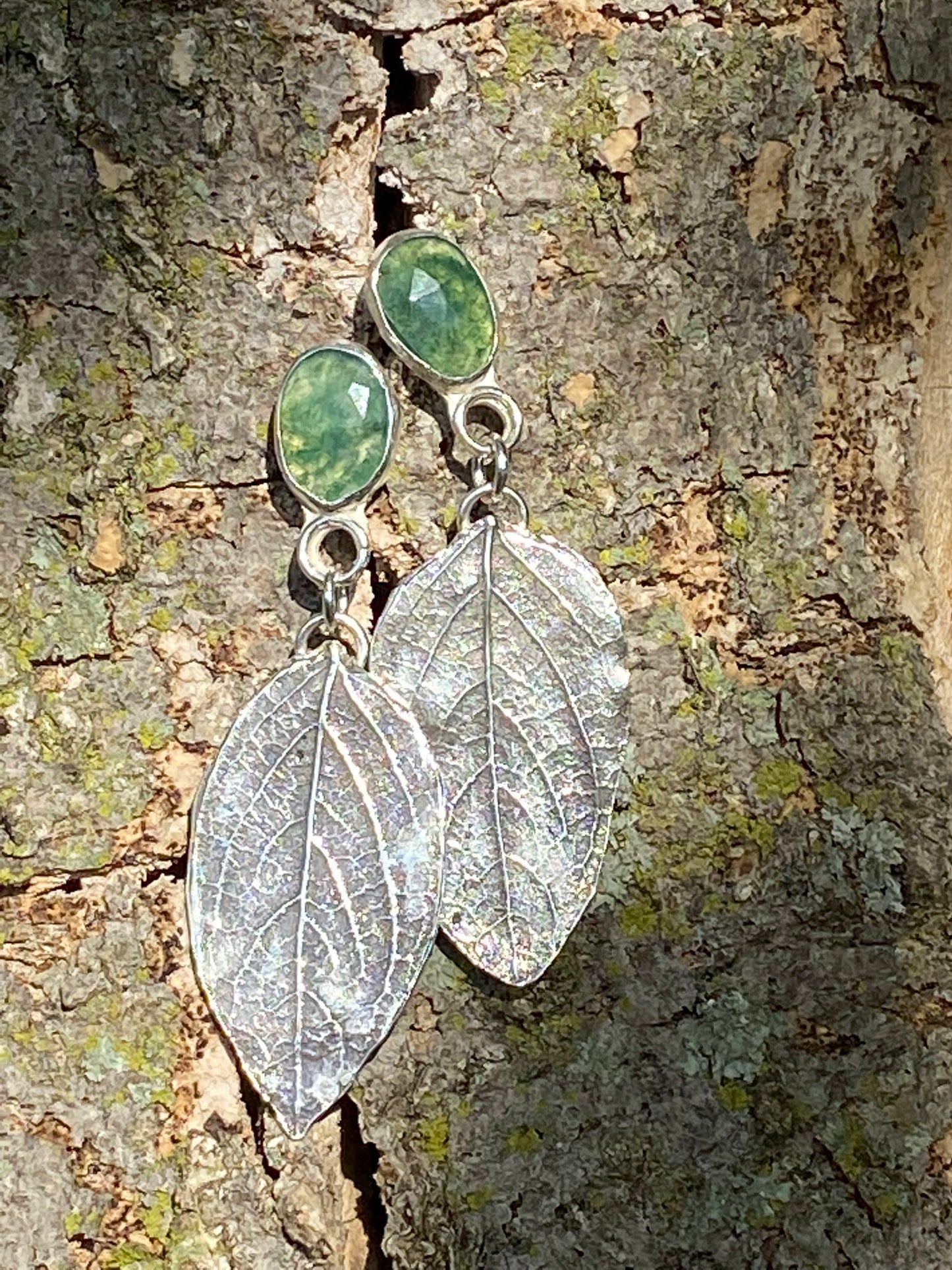 Moss Agate stone & Silver Leaf earrings - collectionsbytracy.com