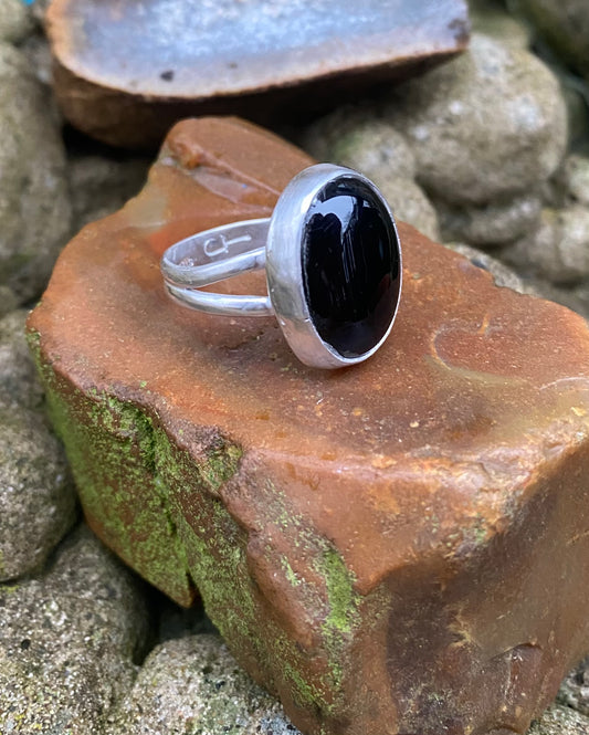 Black onyx stone ring - collectionsbytracy.com