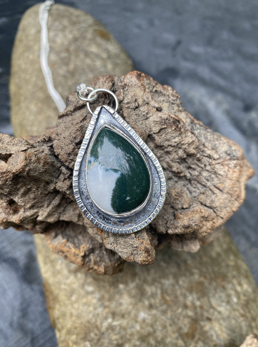 Moss agate gemstone necklace - collectionsbytracy.com