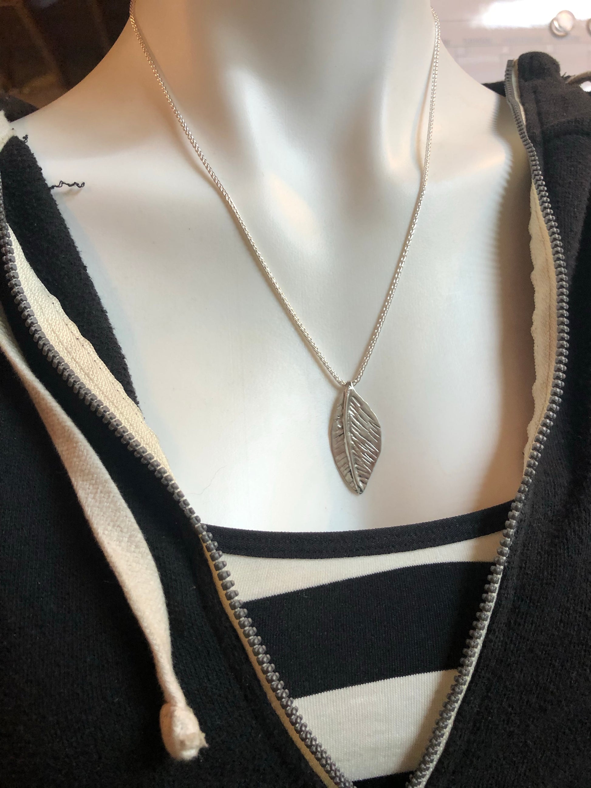 Leaf necklace - collectionsbytracy.com