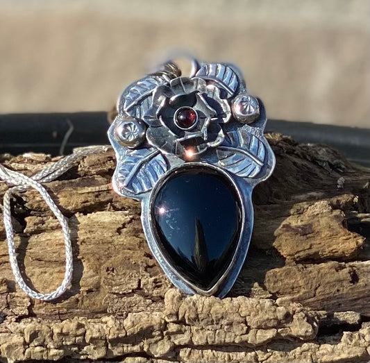 Black onyx necklace - collectionsbytracy.com
