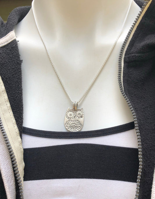 Owl silver necklace - collectionsbytracy.com