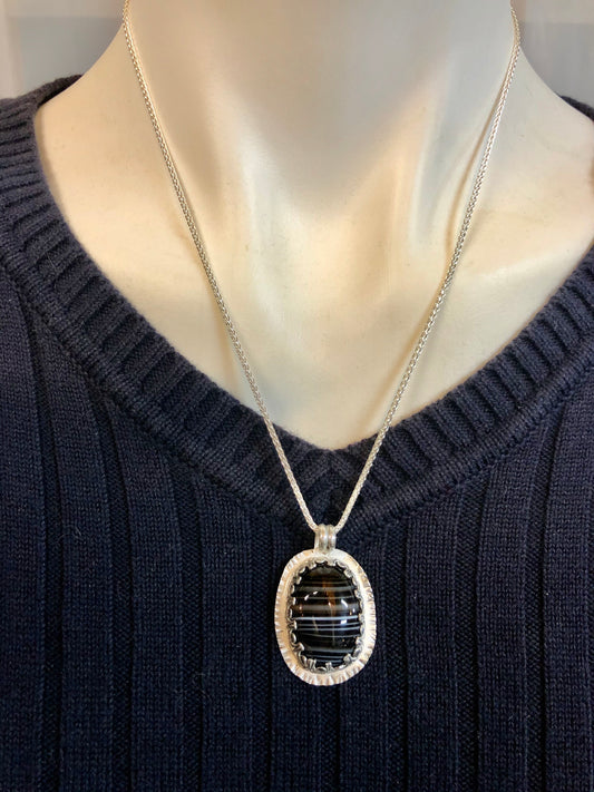 Black onyx agate gemstone necklace - collectionsbytracy.com