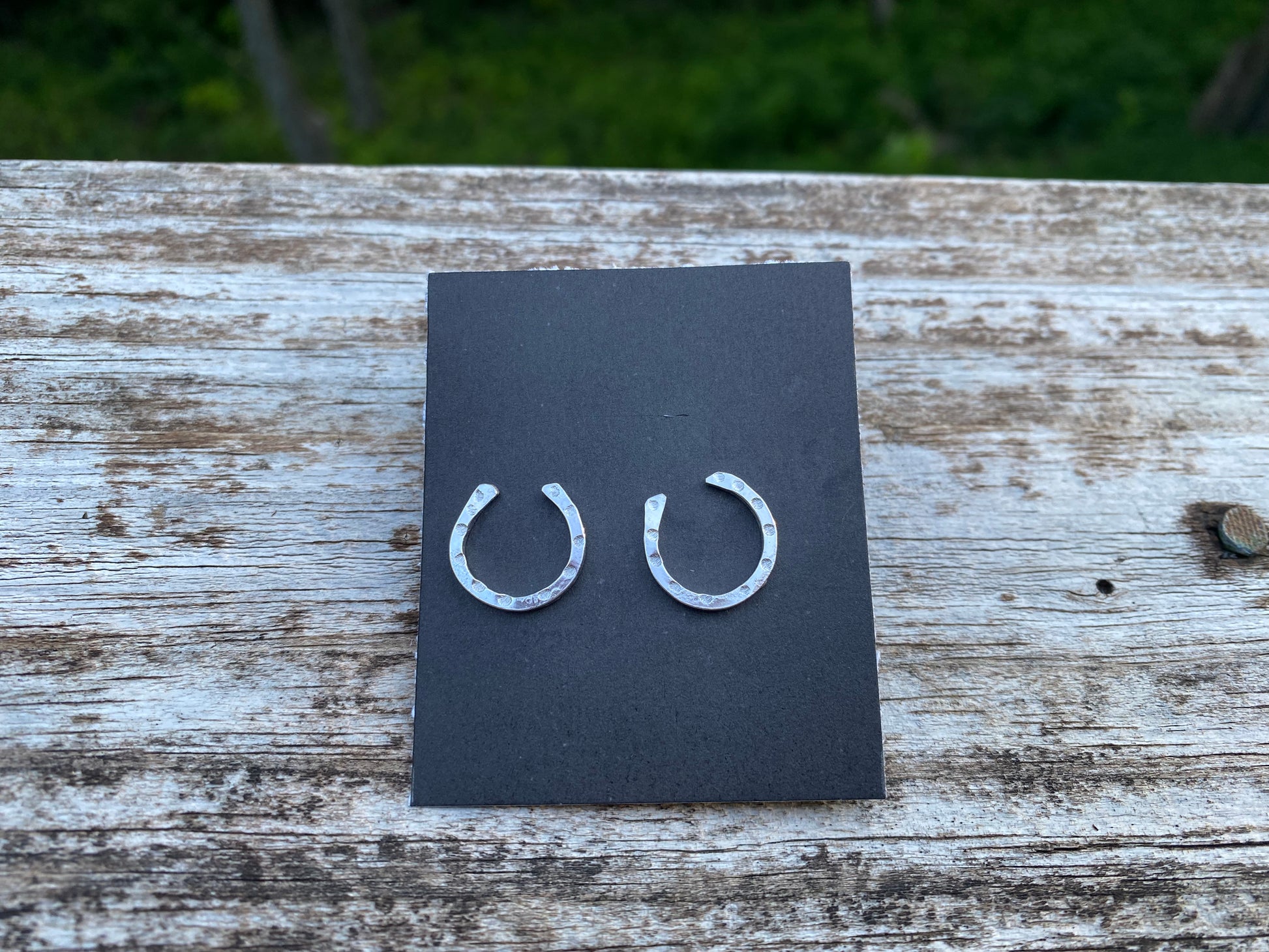 Horseshoe silver studs - collectionsbytracy.com