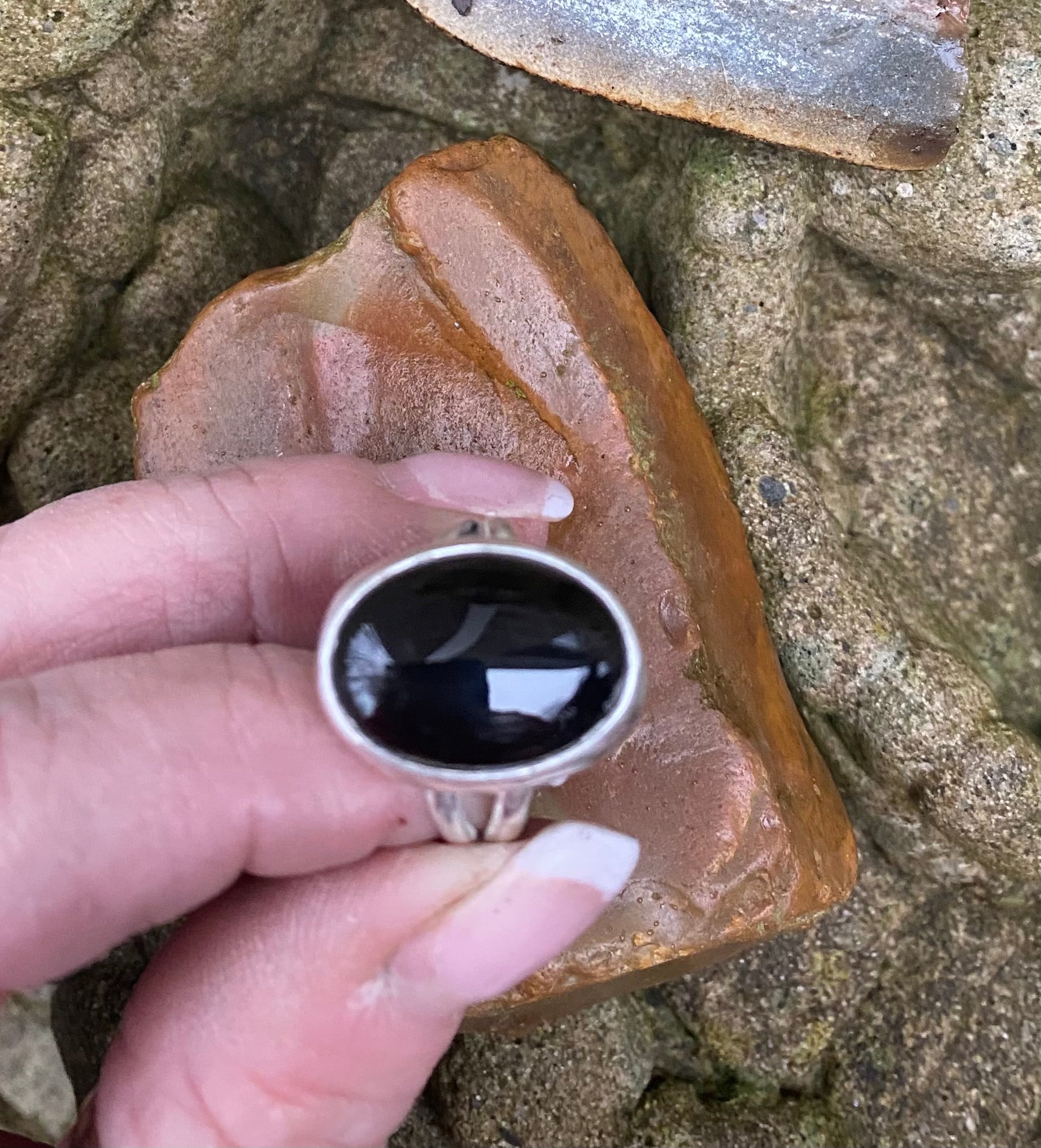 Black onyx stone ring - collectionsbytracy.com