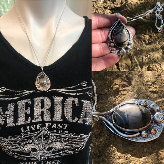 Black agate stone necklace - collectionsbytracy.com